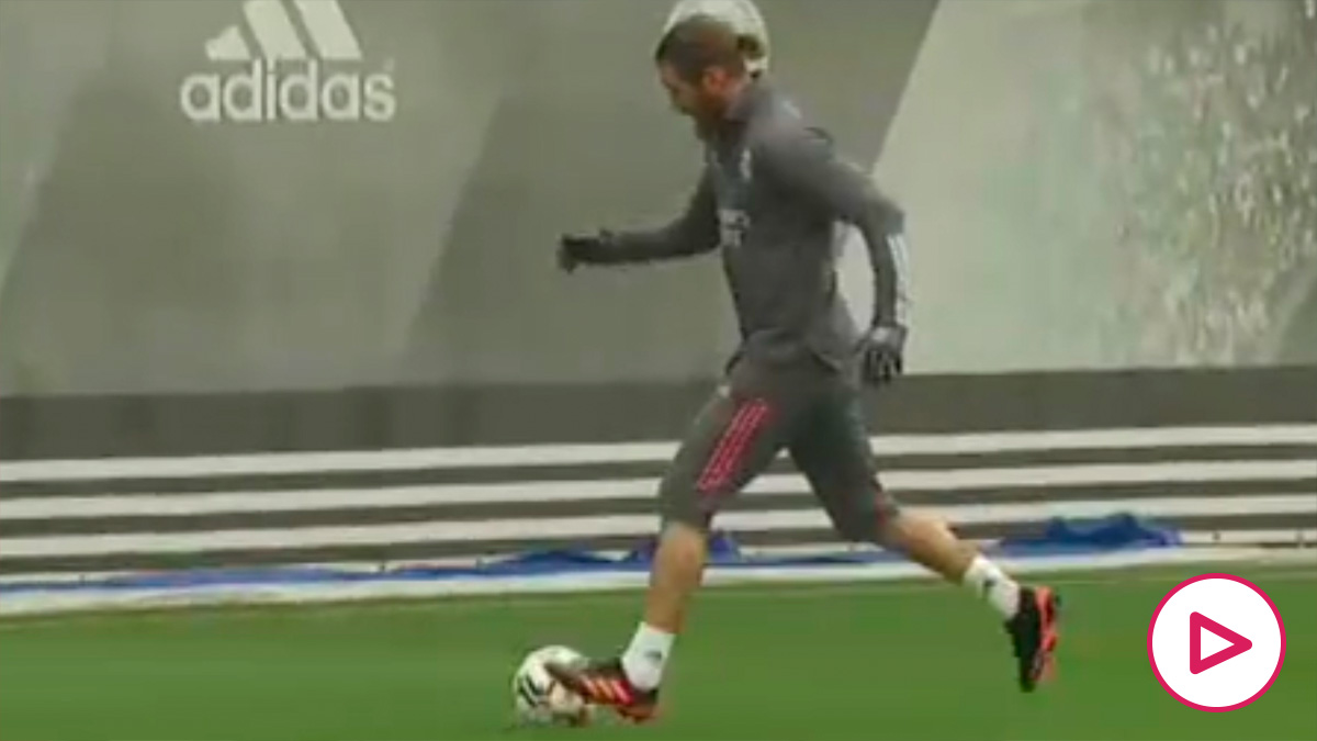 Himno Esplendor Agacharse Sergio Ramos luce botas Adidas tras dejar a Nike