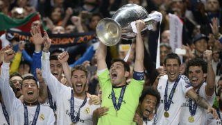 Casillas levanta la Décima en Lisboa. (AFP)
