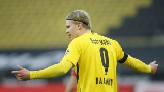 Erling Haaland, en una partido con la camiseta del Borussia Dortmund. (AFP)