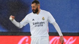 Benzema durante un partido. (AFP)