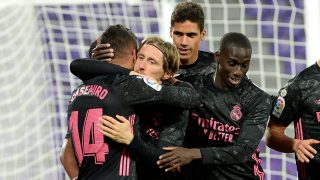 Los jugadores del Real Madrid celebran el gol de Casemiro. (Getty)