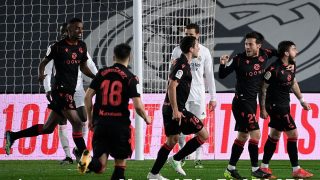 Los jugadores de la Real celebran el gol de Portu. (AFP)