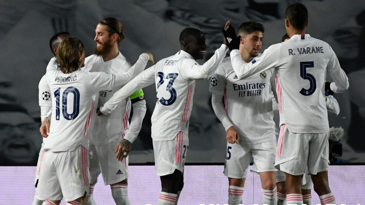 Аталанта дерби. Реал против аталанта. Реал аталанта 2021. Real madrid atalanta maci izle. Реал мадрид.
