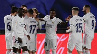 Los jugadores del Real Madrid celebran un gol ante el Barça (AFP).