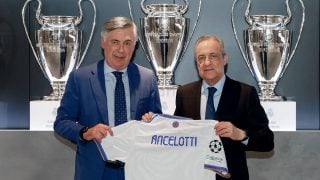 Carlo Ancelotti, junto a Florentino Pérez en su presentación. (RealMadrid)