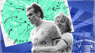 Modric trata de convencer a Bale.