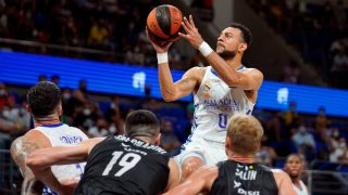 Nigel Williams-Goss durante el partido del Real Madrid contra el Tenerife. (EFE)