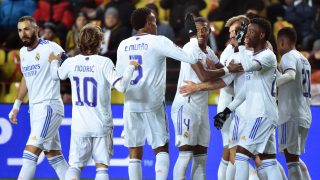 Los jugadores del Real Madrid celebran uno de los goles ante el Sheriff (AFP).