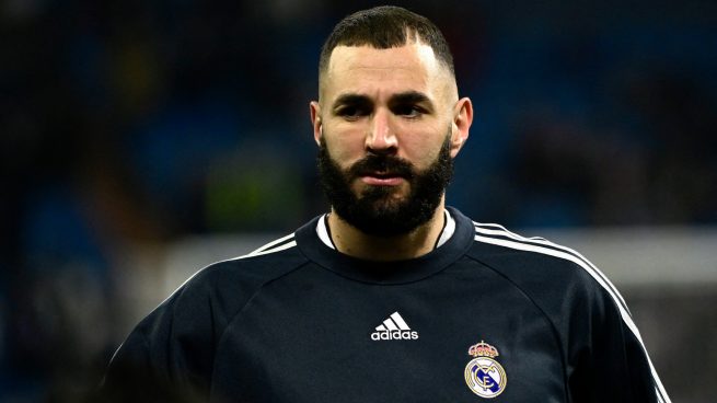 El cambio de Benzema estaba planeado: fue sustituido sólo por precaución