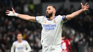 Benzema celebra un gol. (AFP)