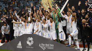 Los jugadores del Real Madrid celebran la Supercopa de España 2022 (AFP).