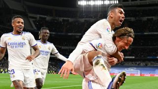 Los futbolistas del Real Madrid celebran un gol. (AFP)