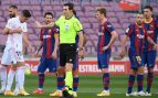 Juan Martínez Munuera, en el Barcelona-Real Madrid de la pasada campaña.