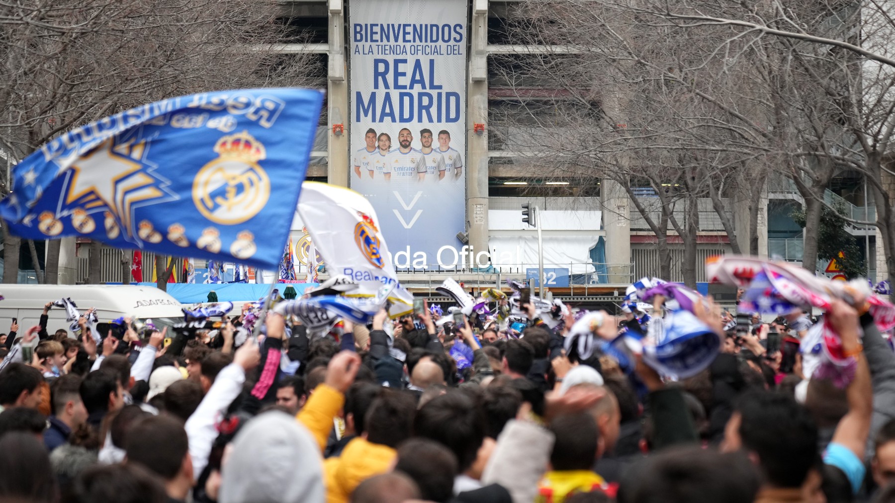 how to buy tickets for the Champions League match at the Santiago Bernabéu