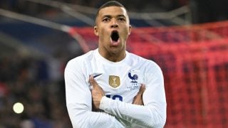Mbappé celebra un gol con la selección francesa. (Getty)