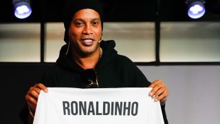 Ronaldinho, durante un acto en Barcelona. (EFE)