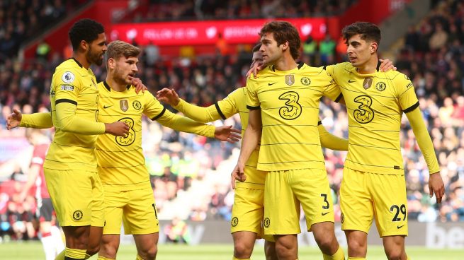 Los jugadores del Chelsea celebran un gol ante el Southampton.
