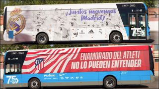 Los autobuses del Real Madrid y del Atlético.