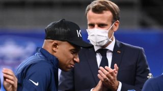 Macron y Mbappé. (AFP)