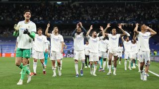 Los jugadores del Real Madrid celebran el pase a la final de la Champions League en París (Getty)