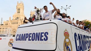 Los jugadores del Real Madrid celebran la Liga conseguida el pasado abril. (AFP)
