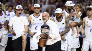 Pablo Laso celebra el título de Liga. (Europa Press)