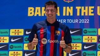 Lewandowski, en su presentación con el Barcelona. (AFP)