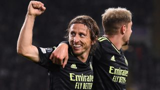 Modric celebra el 0-2 del Real Madrid en Celtic Park (AFP)