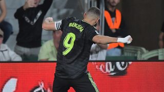 Benzema celebra un gol. (AFP)