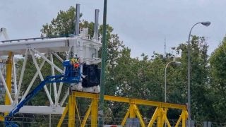 Llegan refuerzos para la cubierta retráctil del Santiago Bernabéu