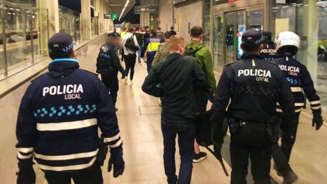 La Policía desaloja a 40 hooligans del Celtic tras liarla en un AVE de camino a Madrid