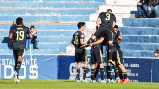 Los jugadores del Castilla celebran un gol contra el Linares. (Real Madrid)
