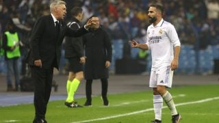 Ancelotti y Carvajal. (AFP)