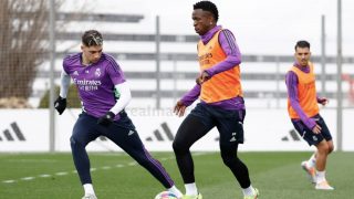 Vinicius, Valverde y Ceballos durante el entrenamiento de este miércoles. (Real Madrid)