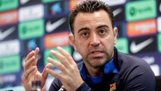 Xavi durante una rueda de prensa del Barça (EFE)