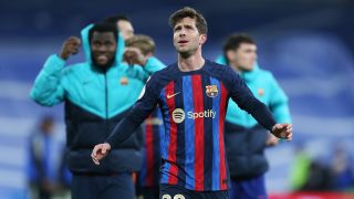 Sergi Roberto durante un partido con el Barcelona (Getty)