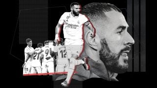 El vestuario celebra la resurrección de Benzema.