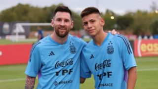 Leo Messi y Claudio Echeverri.