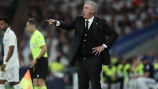 Ancelotti, durante un partido con el Real Madrid. (AFP)