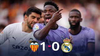 El Real Madrid cayó 1-0 en Valencia con expulsión de Vinicius.