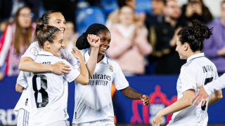 Las jugadoras del Real Madrid celebran un gol de Weir. (Real Madrid)