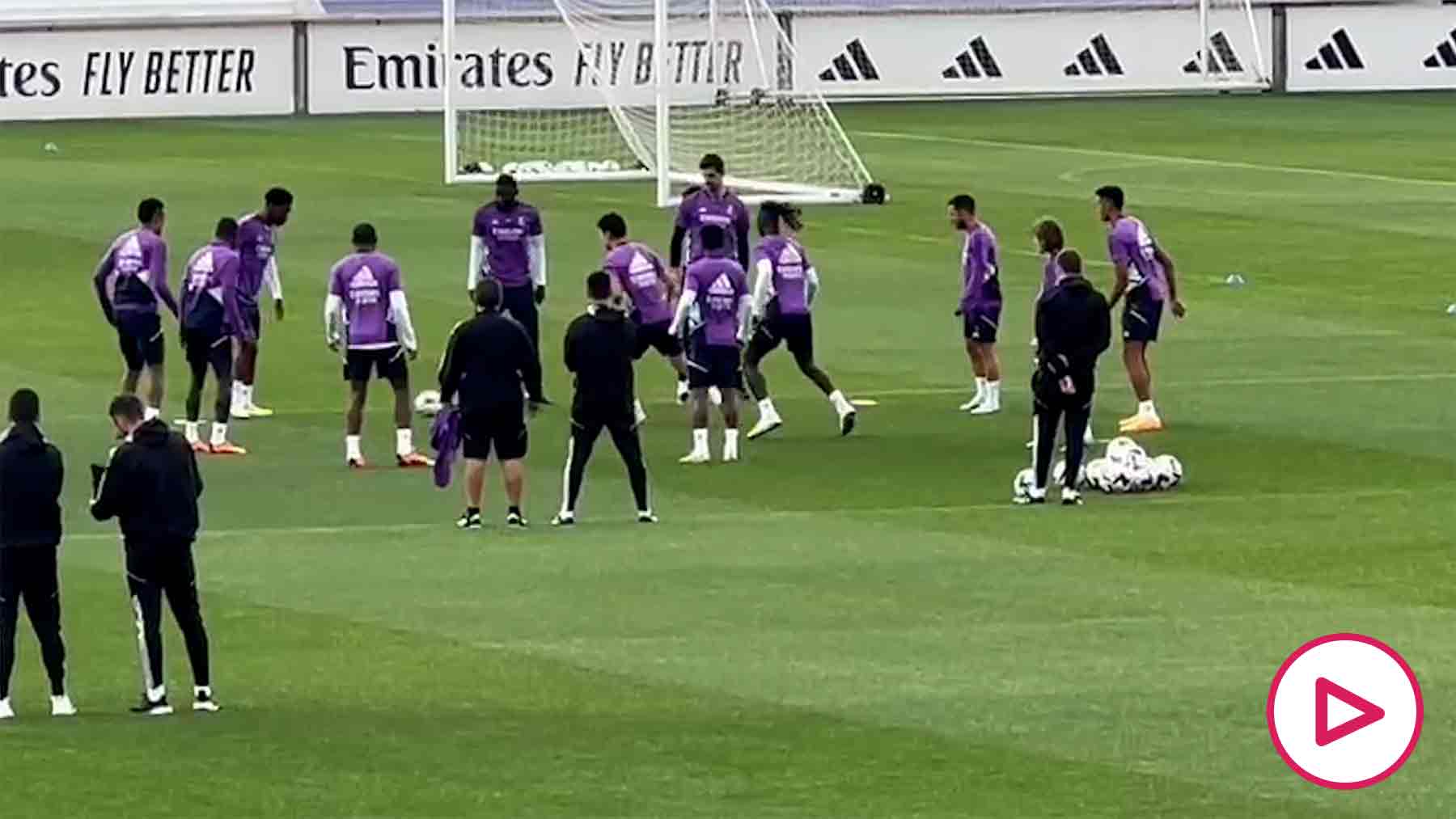Vinicius y Benzema no se entrenan antes del partido contra el Sevilla