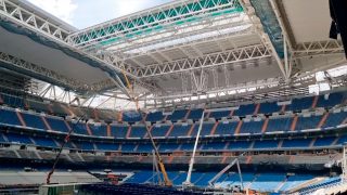 El espectacular videomarcador 360º del Bernabéu ya tiene asiento