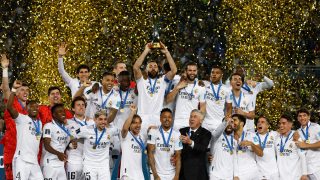 Los jugadores del Real Madrid celebran el Mundial de Clubes. (AFP)