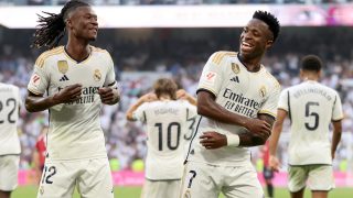 Vinicius y Camavinga celebran un gol en el Bernabéu (Getty)