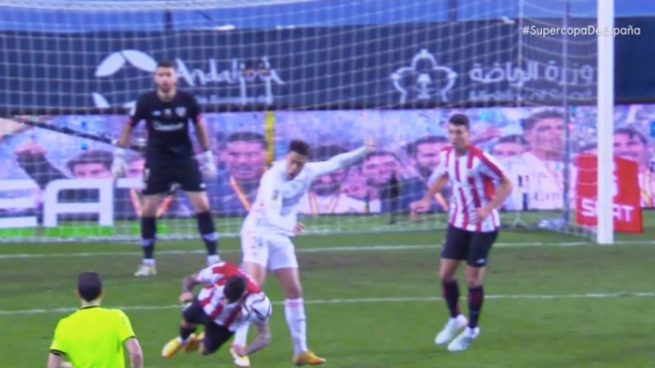 Martínez Munuera, Supercopa, Real Madrid