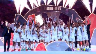 Nacho levanta la Supercopa de España para el Real Madrid