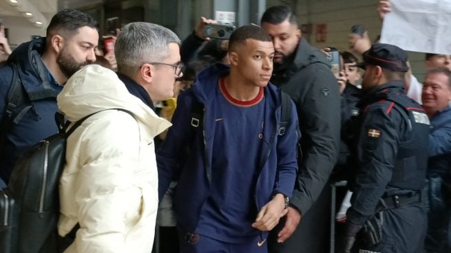 Kylian Mbappe, PSG, aeropuerto