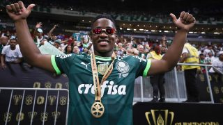 Endrick celebra un título con Palmeiras. (Getty)