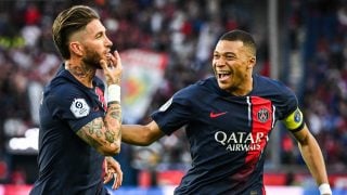 Sergio Ramos y Kylian Mbappé durante un partido con el PSG. (Europa Press)